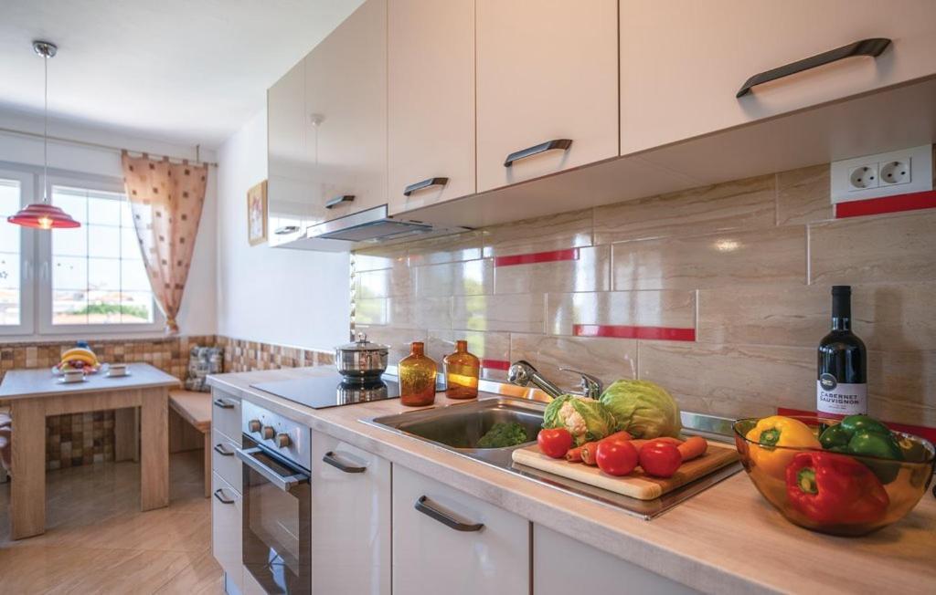 Apartament Popovic Pula Zewnętrze zdjęcie