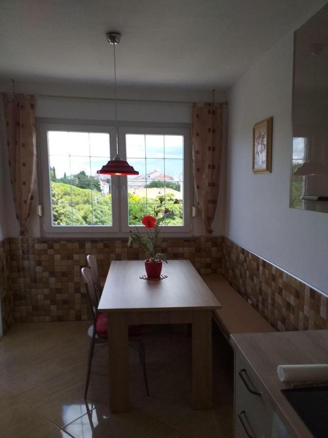 Apartament Popovic Pula Zewnętrze zdjęcie